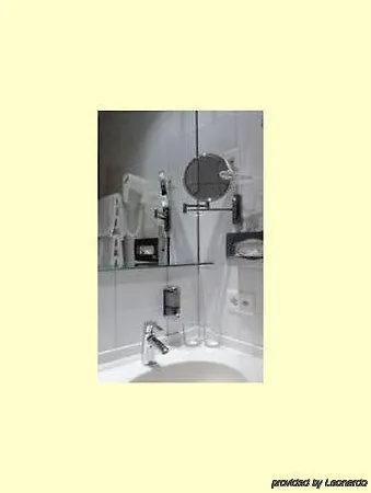 ホテル Cresta Sun 4*